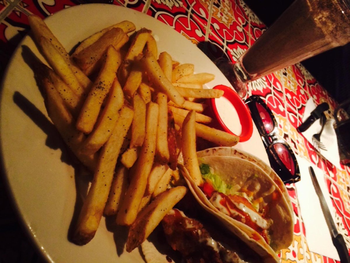 eldiariodeross's tweet photo. Benditos tacos #chillisimos 👌 (@ Chili's in Santiago de Surco, Lima) https://t.co/bskcIYAGYr http://t.co/CViI67gia5