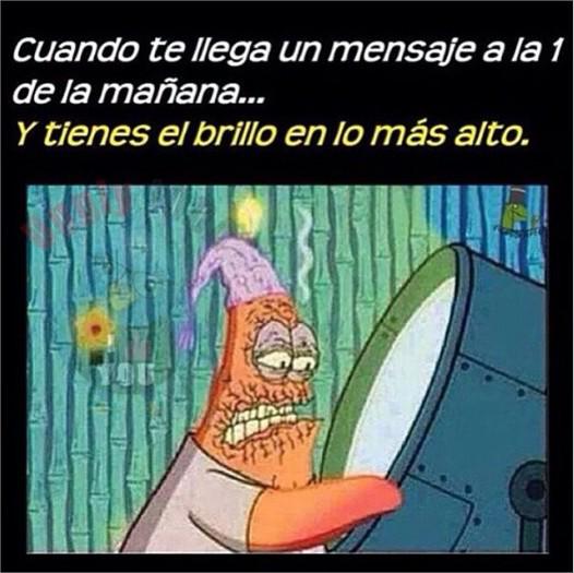 CosmicaMakeup1's tweet photo. Cuando te llega un mensaje a la una de la mañana #Followbackfijo https://t.co/ZLJLbISquJ