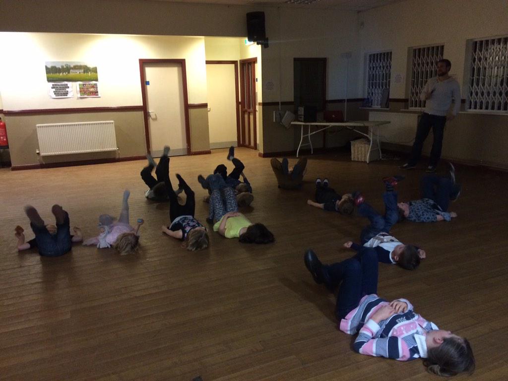 ARUFCLadies's tweet photo. Great night at the kids disco #legsbums&amp;tums http://t.co/qvoPrr15fD