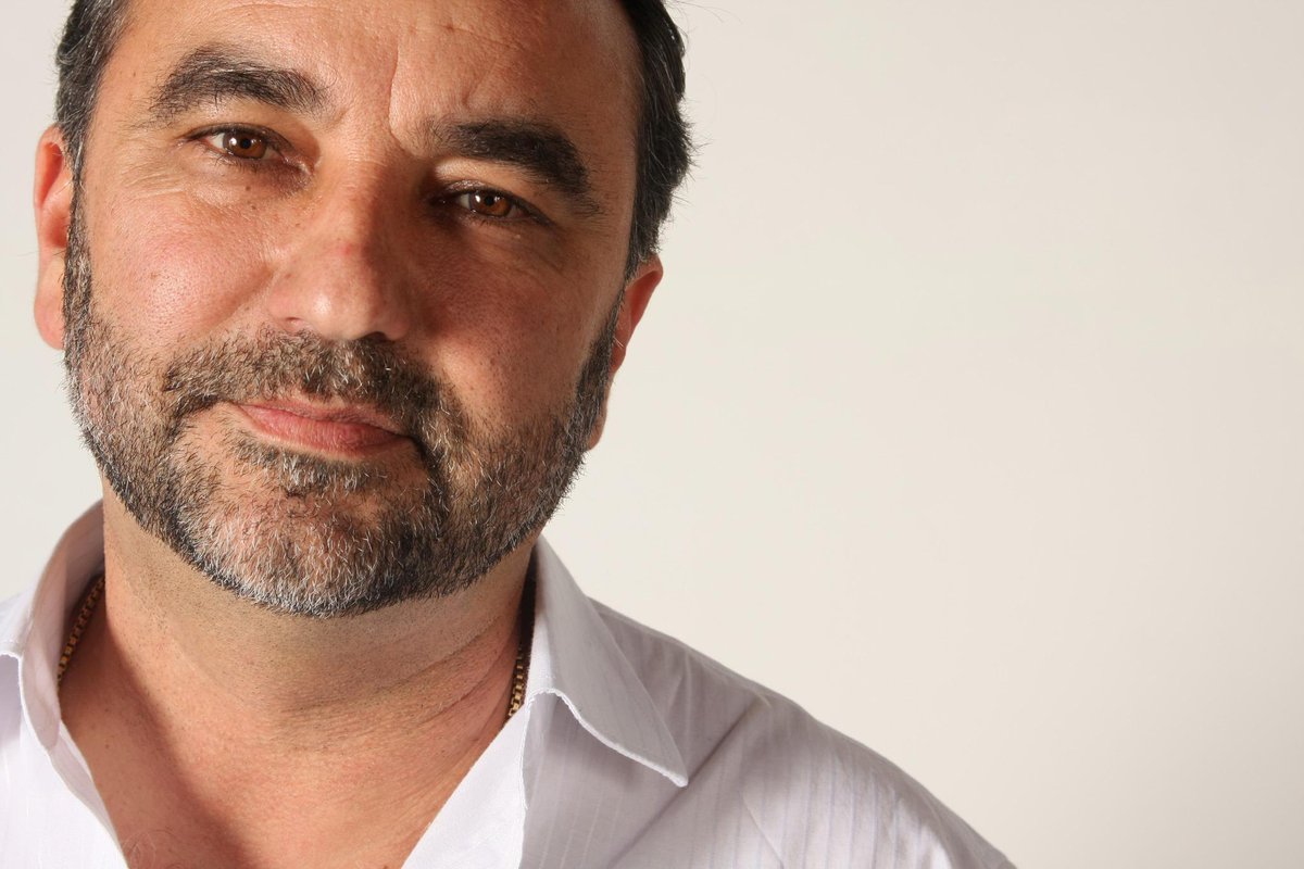 AutoayudaLibros's tweet image. 8 Estrategias Para Más #Motivación en tu vida, entrevista con el autor Bernardo Moya! bit.ly/17DJLjW