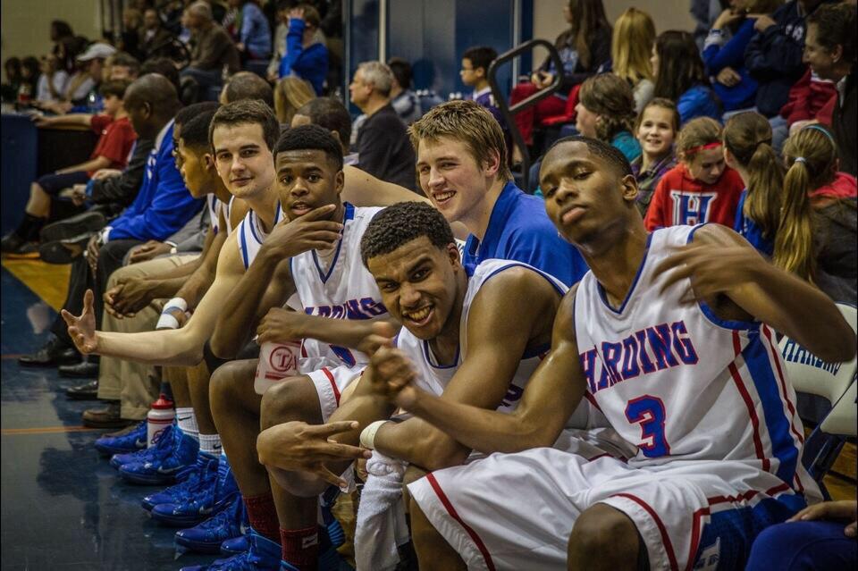 reggie_anthony3's tweet image. Proud of the squad one more to go..  Shock the World!! #FBF #LFL #HardingStrong