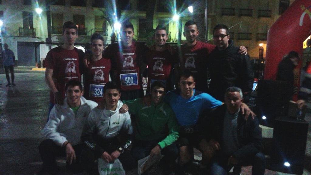 Colaboración de la Pre-Hermandad en la VII Carrera Noctura a beneficios de la Asociación Española Contra el Cáncer.