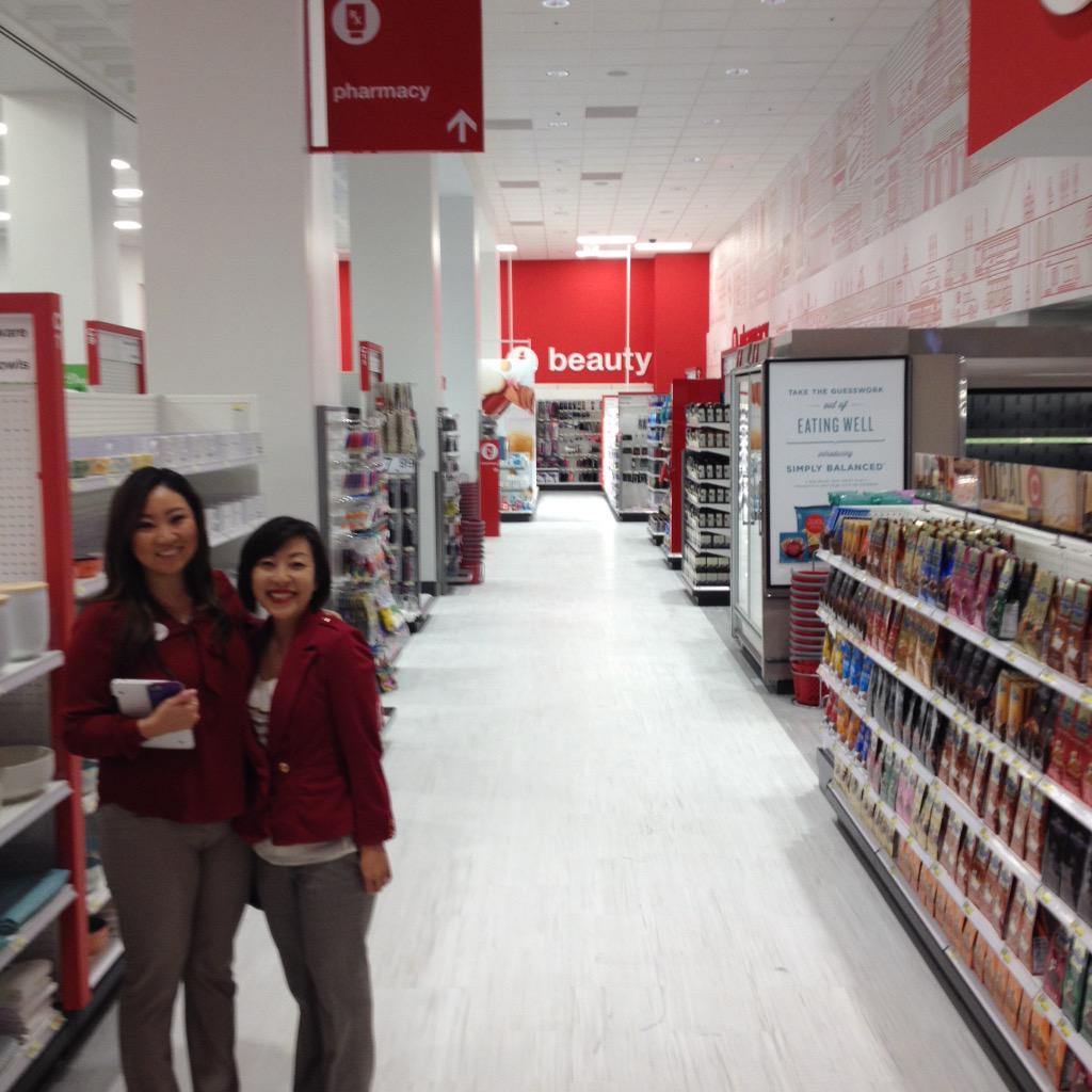 Bernard_Boo's tweet photo. Hey #SanFrancisco! @Target Express opens next week Bush/Sansome they look good! Here's sneak preview @SFist @onlyinsf http://t.co/PNKjnQIwFd