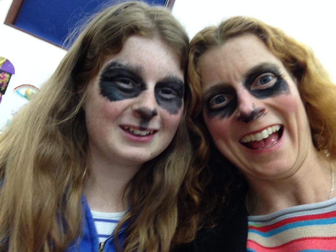 louisabailey's tweet image. Couple of crazy looking pandas #pandanight #access