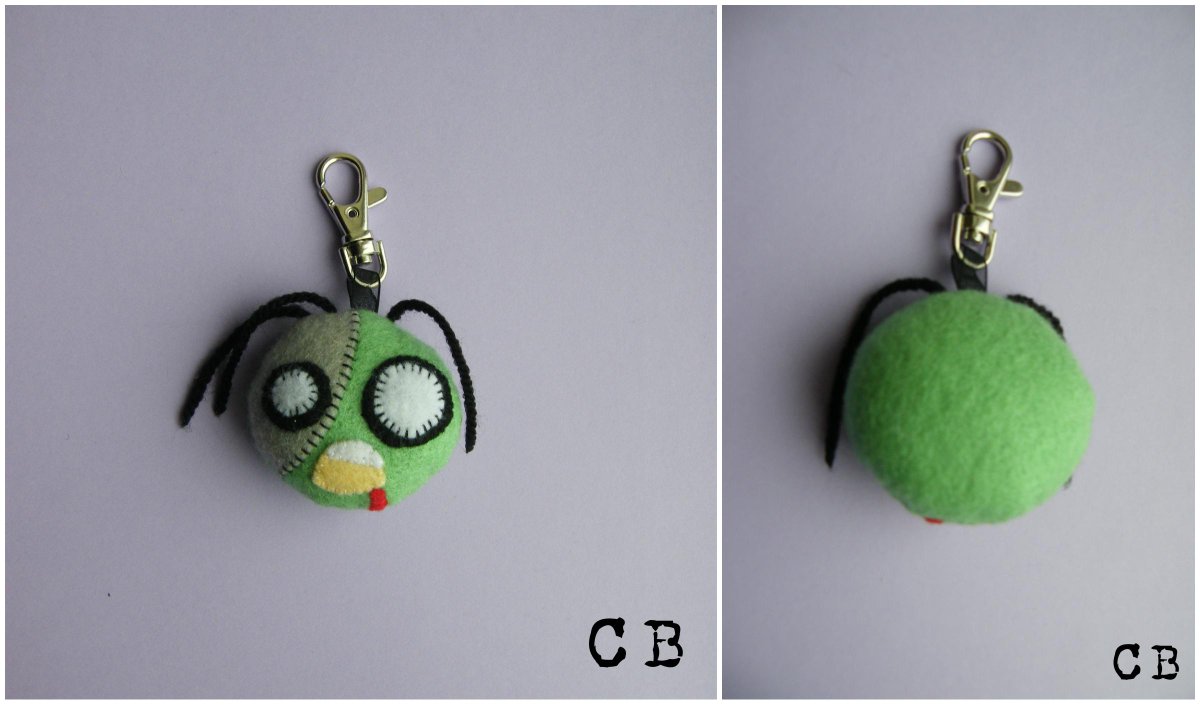 TheChgz's tweet photo. Cute little zombie keyring!

Buy me on Etsy:
https://t.co/F1wpCiat9r http://t.co/TvTxRZsPRf