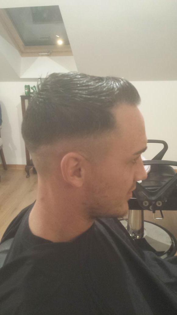 JaidenblakeB's tweet image. a few shots from today's work. #💜barbering #BarberLife #shadowfade #barberlove 💈💺✂👌✌😍