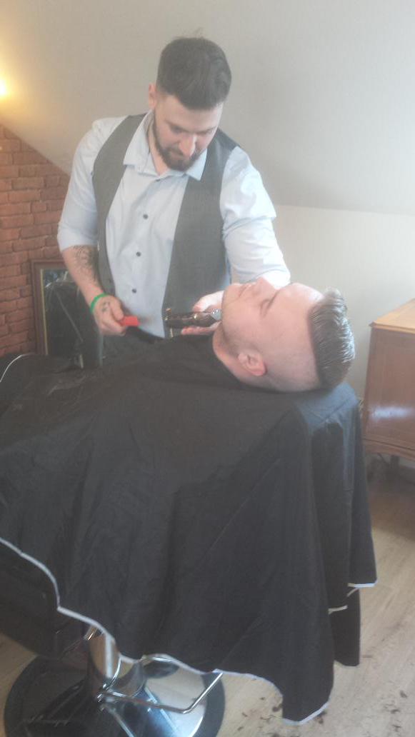 JaidenblakeB's tweet image. a few shots from today's work. #💜barbering #BarberLife #shadowfade #barberlove 💈💺✂👌✌😍