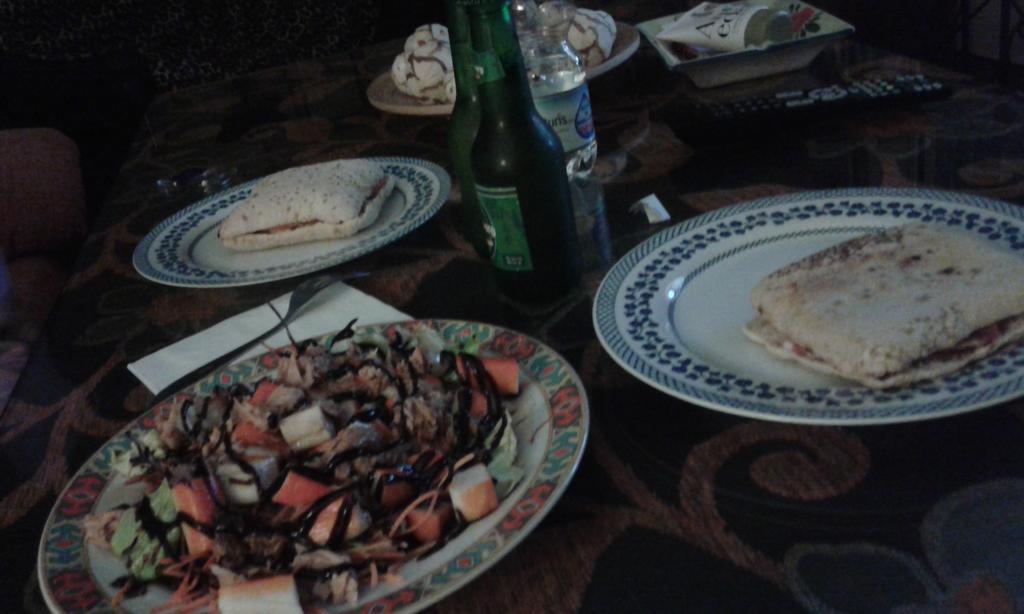 Albada9's tweet photo. San valentíiiiiin http://t.co/f0ELoekxFy