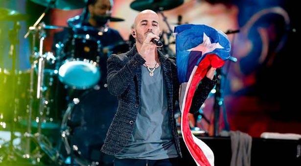 DiarioContraste's tweet photo. Cultura Profética también se llevó gaviota de plata y oro en Viña 2015 - http://t.co/xoPuUKkddm http://t.co/ugkKZiJksy