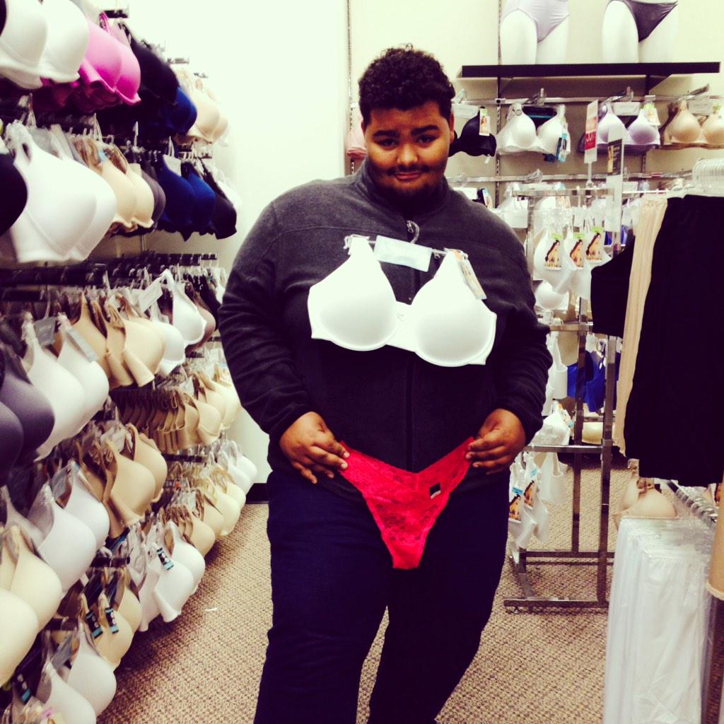 devantaebb's tweet image. Just having fun durin the snow days