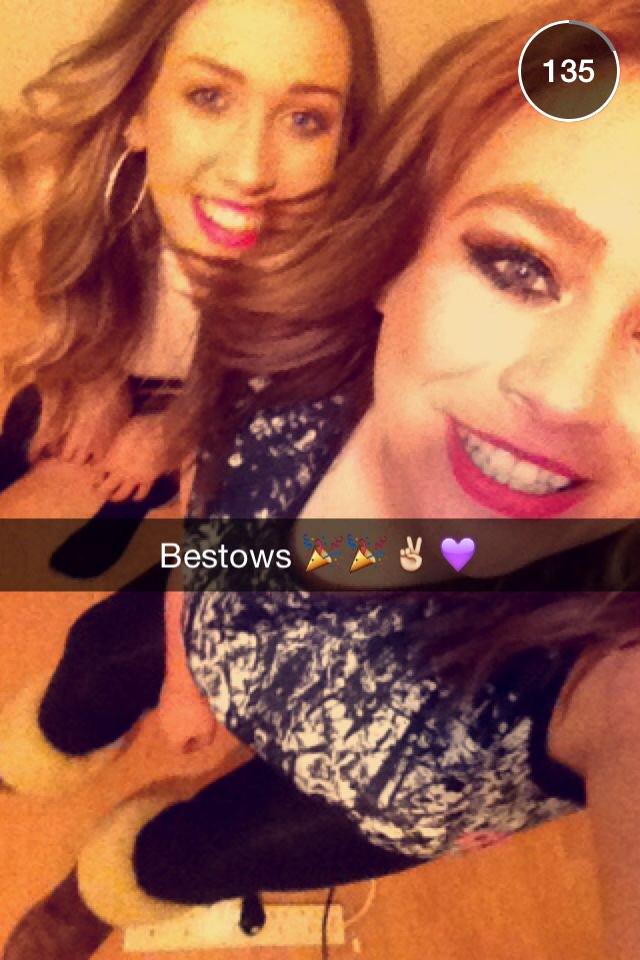 RobyneWithers's tweet photo. Couldn't spell anything last night 😂😂🍹 🙈 http://t.co/iRltn1b5iq