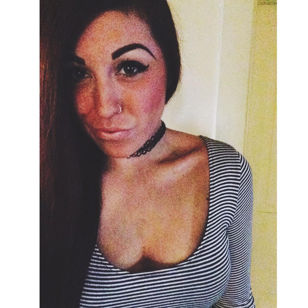 badasshippy's tweet image. #friday #almosttimeforwork #redbull