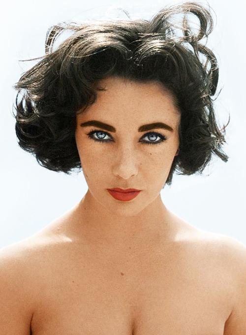 Happy Birthday to Elizabeth Taylor who would have been 83  today. Words do not do justice to her beauty. 