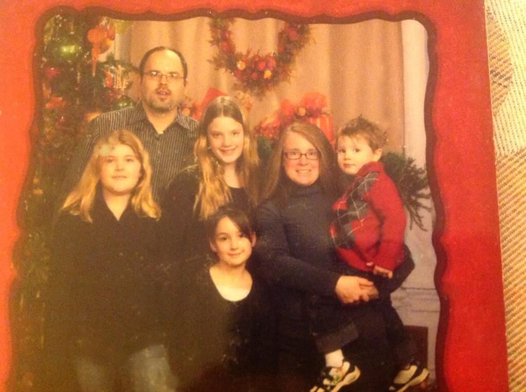 off_beat_music's tweet photo. Living my dream: happily married w/4great kids, working through life together as a team. #walkmyworld #itdml http://t.co/kM0qSL24KE