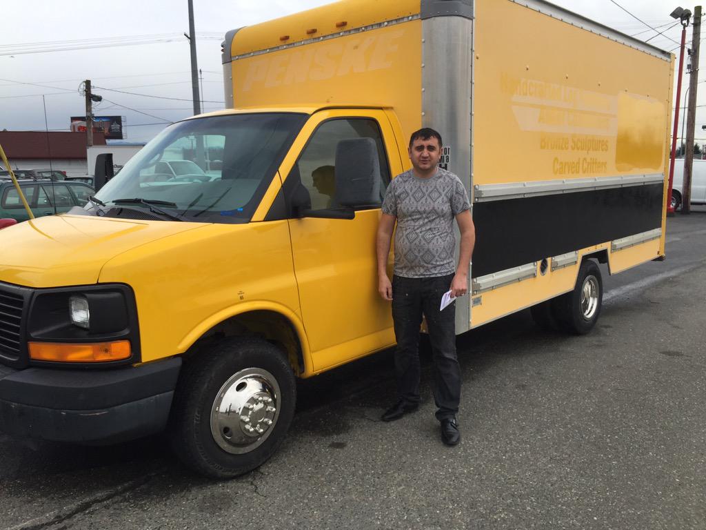 1800Project's tweet image. Levon jumped a plane from Minnesota to do business with Carson Cars! He will be driving back home with this 05 GMC