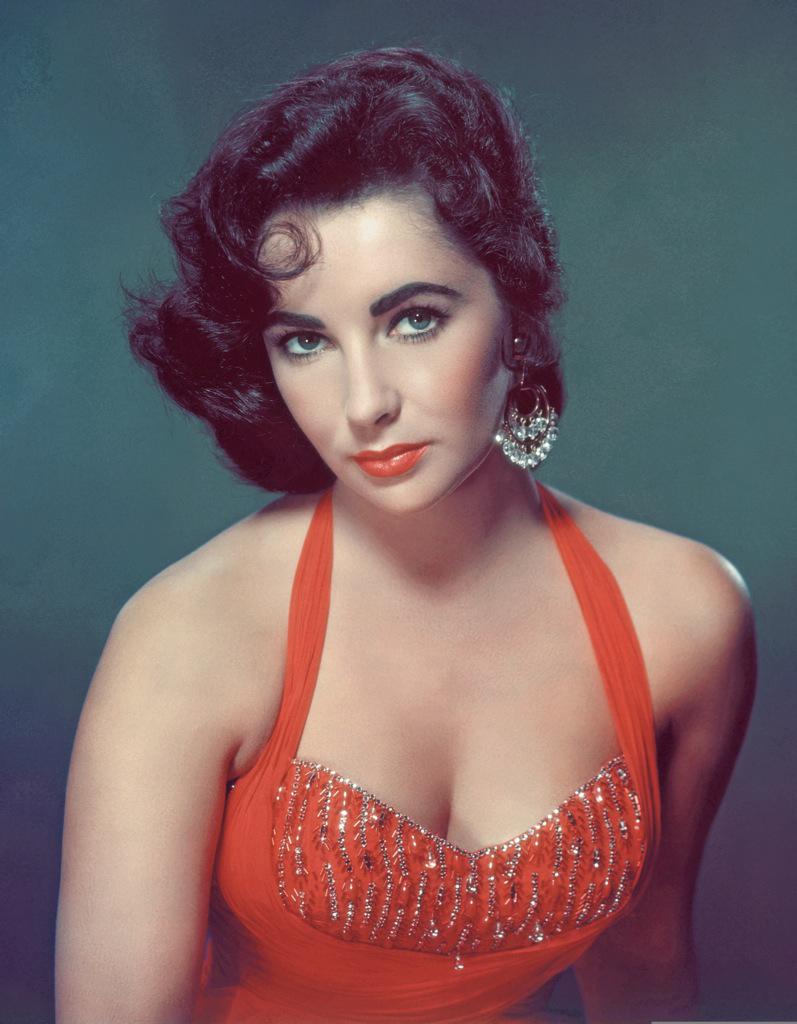 Happy birthday to Elizabeth Taylor!!!! 
