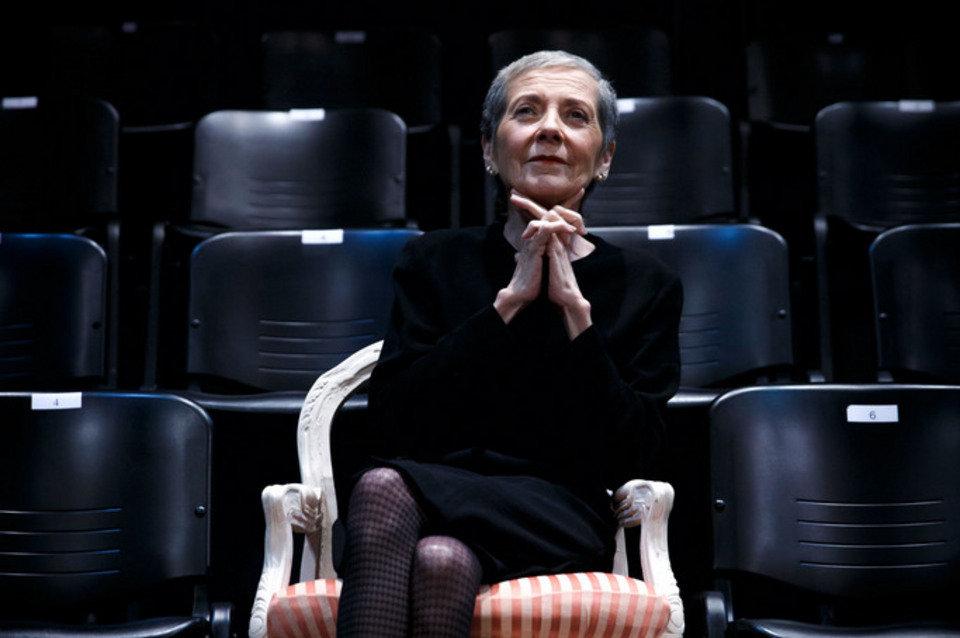 Eterna #RosaNovell. El <a href="/Teatre_Romea/">Teatre Romea</a> ha estat la teva casa i ho serà per sempre. Gràcies per aquest viatge junts.