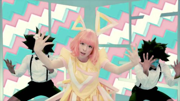 Kyary Pamyu Pamyu Unjuk Kebolehan Visual dalam “Mondai Girl” | japanesemusicid.com/kyary-pamyu-pa… #JMusicID