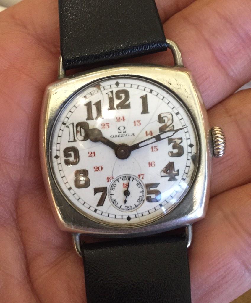 jacksandi's tweet image. Vintage Omega Military in Silver case from 1920's @aBlogtoWatch @omegawatches @vintage_omega @omegaforums #jackmond