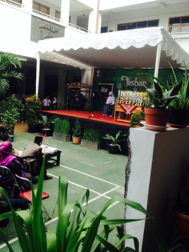 OSIS SMAN 6 Bandung tweet media