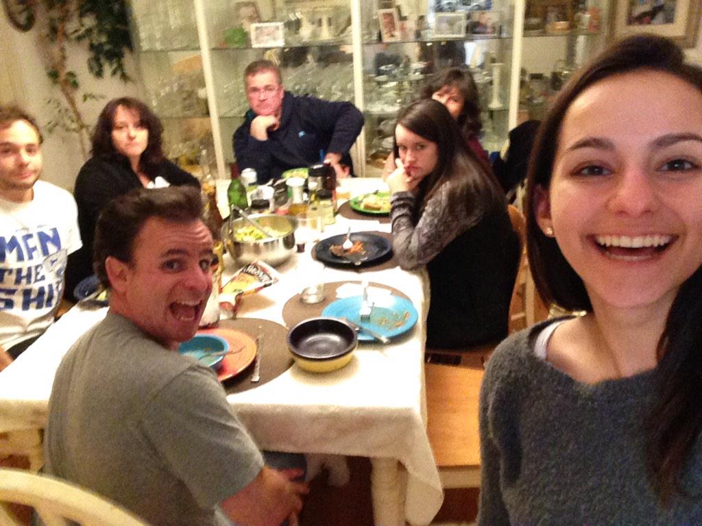 vacnsiah24's tweet photo. Shabbat Shalom yall ❤️ http://t.co/hTV5S5ZgtL