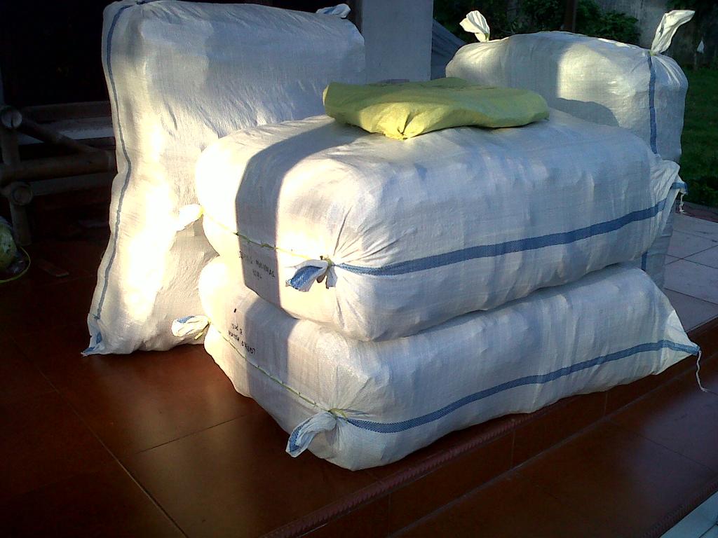refreshop's tweet photo. Pengiriman ratusan tas ke Jakarta #tas #jualtas #produsentas #pabriktas #refreshop http://t.co/JLkc38Gtwf
