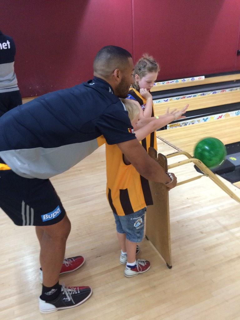 greatbar's tweet image. massive thanks to @HawthornFC @joshgibson06 and Starlight for making a very special day for my sick son