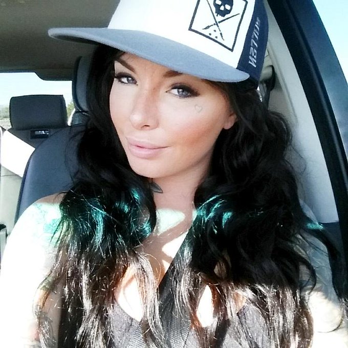 I'm so happy with the way my nose has tuned out having all of the breaks fixed. Thank you again @drgarymotykie