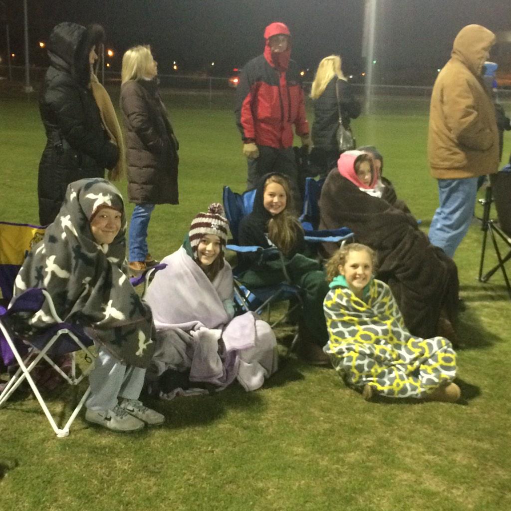 TWHSLax's tweet photo. sister support #I35SD http://t.co/FCcStVU3ml