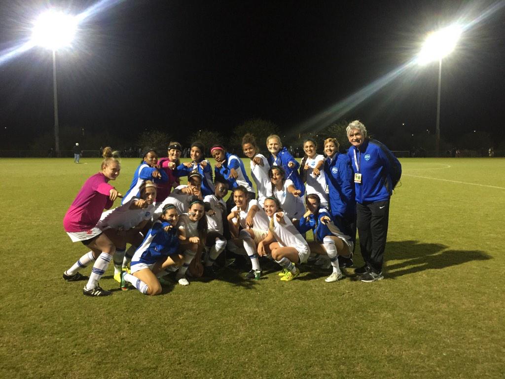 kristenamarikwa's tweet image. “@natasa_elef: ODP NATIONALS 🐻💙 #won3-0 #scored http://t.co/Tv9wKcVmSD”😛🎉