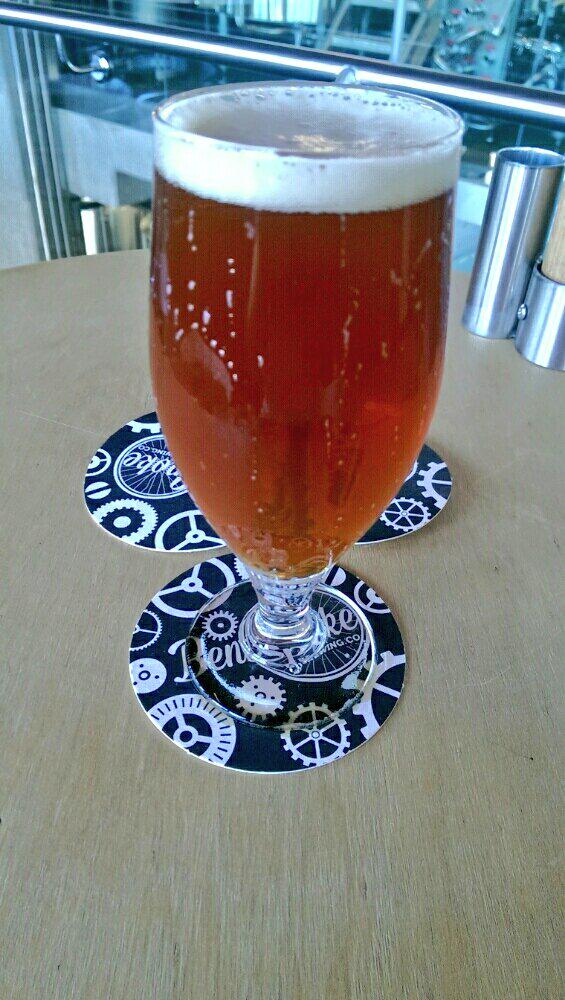 Berrabeerbaron's tweet image. Cheeky lunchtime triple IPA to celebrate #cbr2015  thanks to @BentSpokeBeer . delicious!  #CBR²