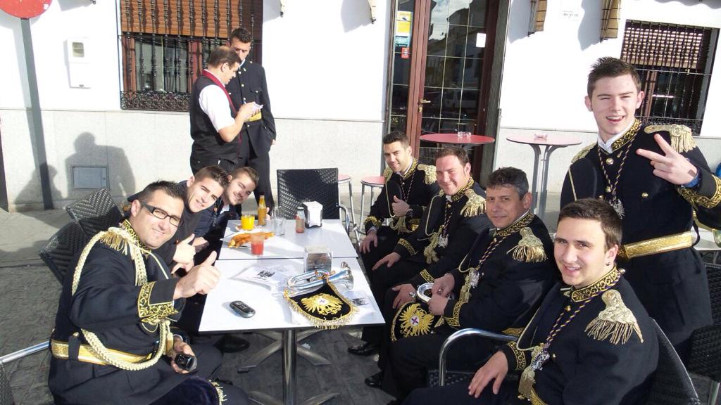 ¡Vamos a disfrutar compañeros! @LosTolitos @paquito365 <a href="/pedro_gomez89/">Pedro gomez sepulved</a> <a href="/xivo8/">José Manuel Gómez</a> @Joserratolito97