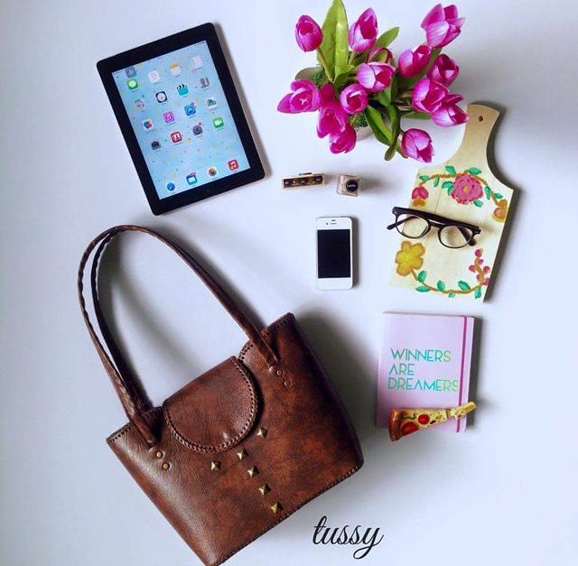 girynsshop's tweet image. sling bag 80000