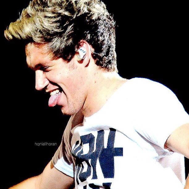 HIS ITY BITY TONGUE !!!