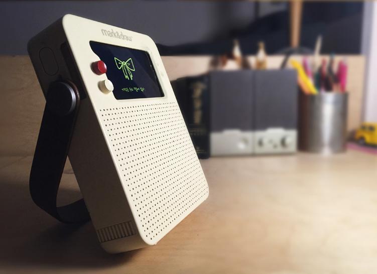 FastCoDesign's tweet photo. In a new body, a used-up iPhone becomes a brand-new radio: http://t.co/UsHuvceuDo http://t.co/56uXK4dqIz