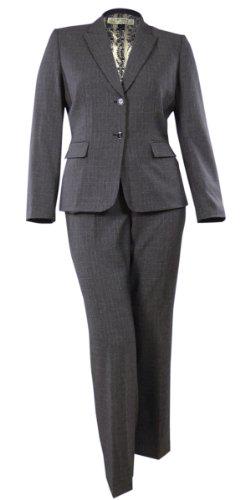 ajosteele's tweet photo. What color is this dress? If u say GRAY...don't trust ur eyes!..It's DARK GRAY. And not a dress! #TheDress #Illusion http://t.co/PMnjXyRbjR