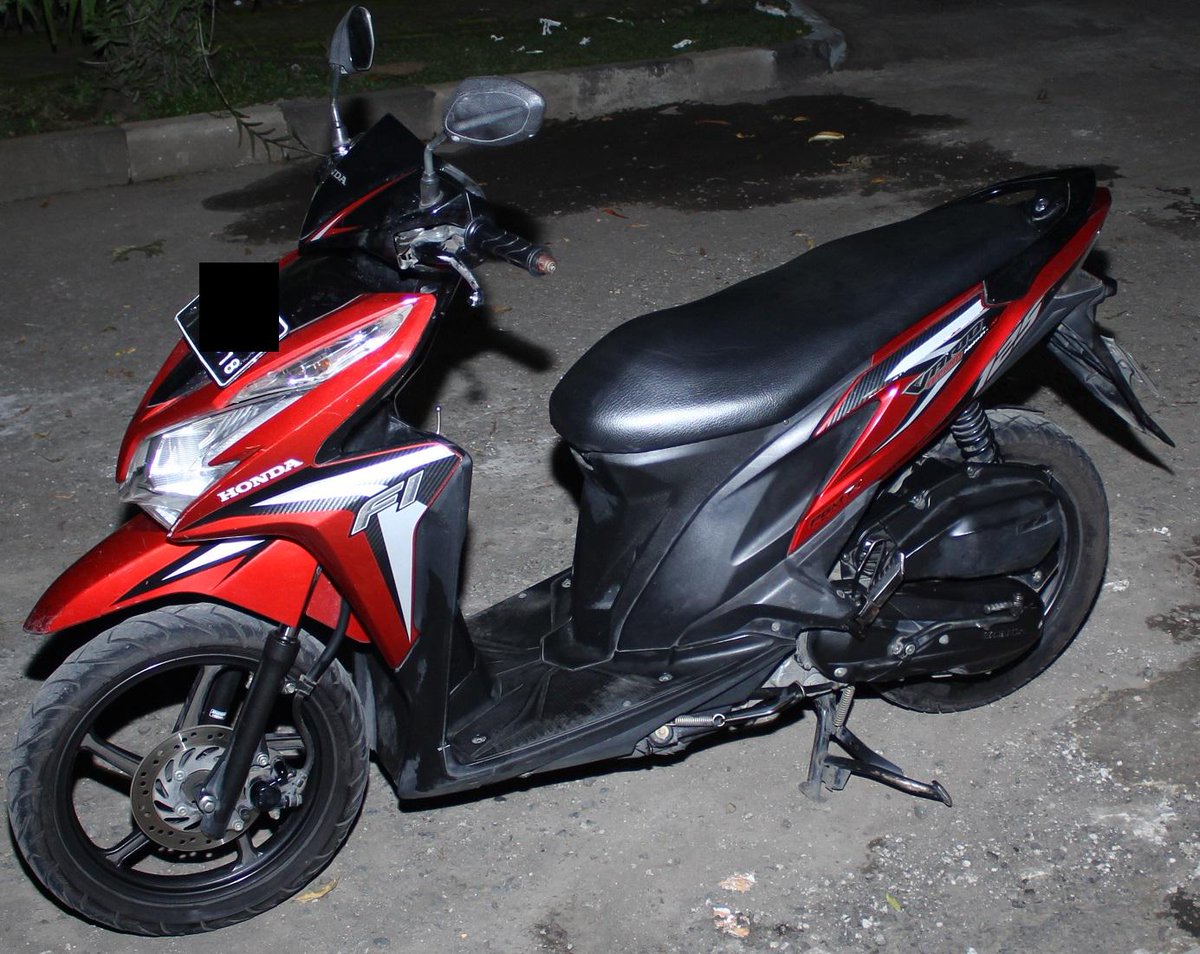 titip lapak min <a href="/LazadaID/">Lazada</a> [BDG] Honda Vario 125 Merah '13, pajak panjang, harga 12,3jt. 087823634372 -BBM 5497D347