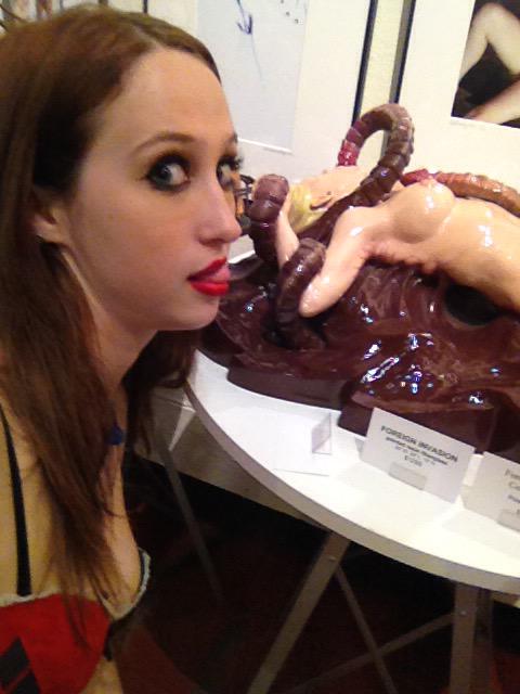 So much love for this sculpture http://t.co/iPNqS9kDhp<a href="/tag/thuglife"class="tags"><span>#thuglife</span></a><a href="/tag/modelfood"class="tags"><span>#modelfood</span></a>