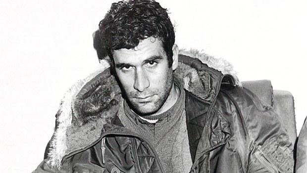 Onu asanlar her gün biraz daha ölürken, Deniz Gezmiş her gün bir kez daha doğuyor. #DenizGezmis68Yasında "