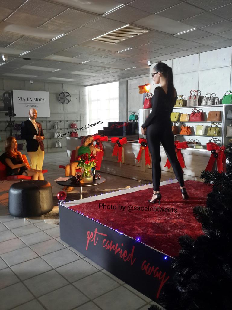 Op stel by <a href="/trouvoete/">Trouvoete</a> met <a href="/LikaBerning/">Lika Berning</a>, <a href="/eeerica_w/">Erica Wessels</a> &amp; <a href="/TheCharlieGuy/">Charlie Bouguenon</a>! So paar <a href="/USNSA/">USNSA</a> models ook hier... #TrouVoete