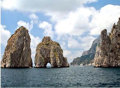 travelline0's tweet photo. جزيرة كابري الايطاليه 

من وجهات السياح العرب

@alwseem66 http://t.co/nQUwgzltn3