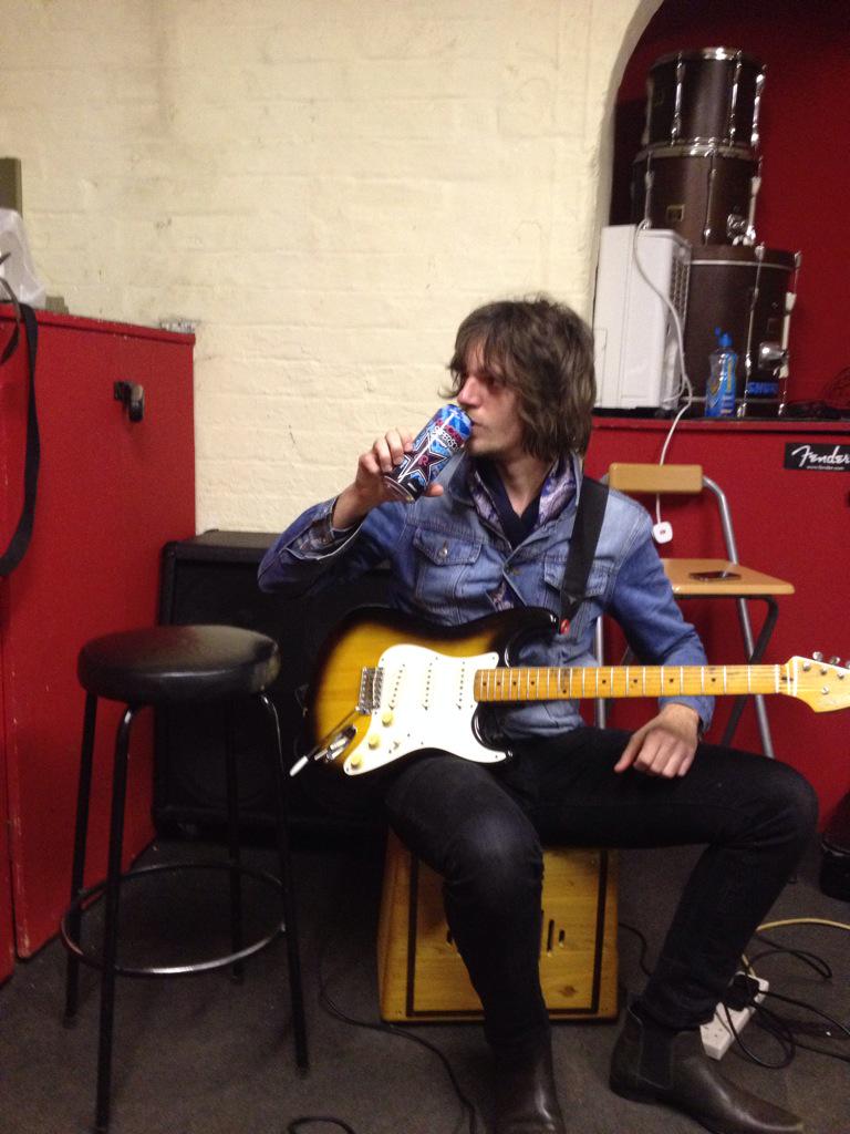 TheMilkCrisis's tweet photo. When I'm gigging with my band, The Milk Crisis, I like the cool, energising taste of rock star. #ProductPlacement http://t.co/cKsSSdP6Oh