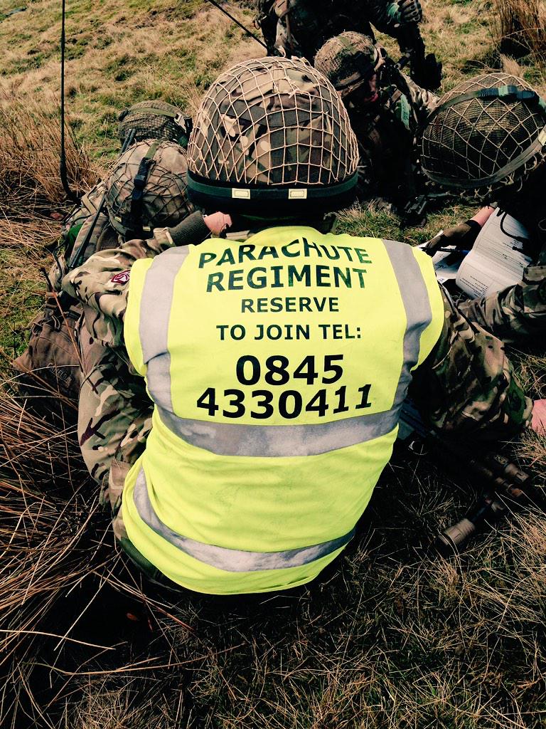 Comd: Energising AM with 4 PARA #ArmyReserve on cheeky live fire exercise.Great fun.Really impressed. @parachute_reg