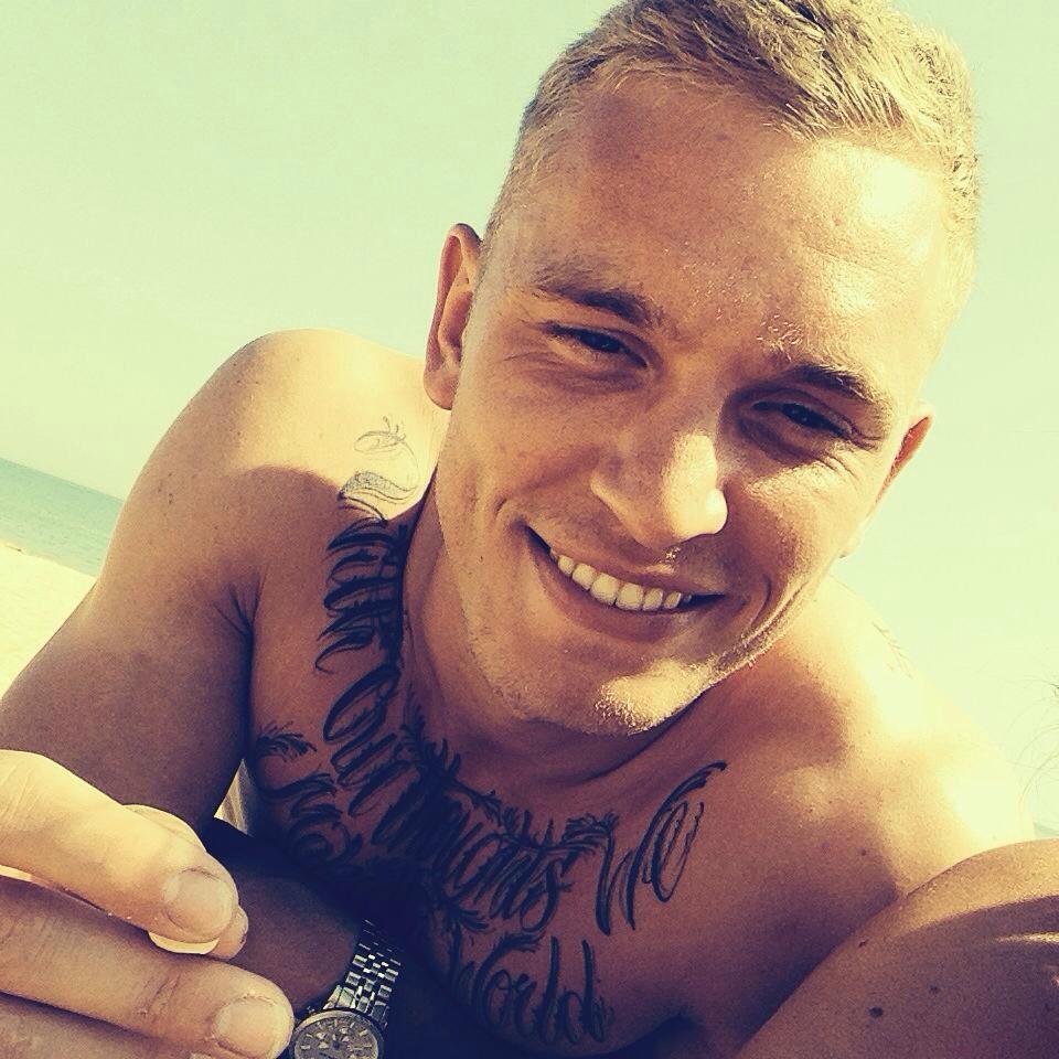 alexrosesmith's tweet photo. This face 😍 @J0ey_Leonard http://t.co/oY8XChDr4Q