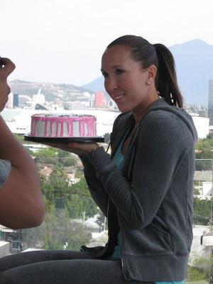 HAPPY BIRTHDAY TO JELENA JANKOVIC! FANS LOVE YOU! ;)  
