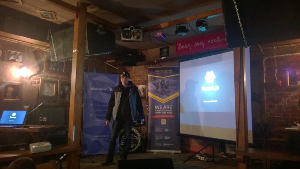 maybedoso's tweet image. Snig shines bright like a diamond 💎 at @DrupalTour and talks about React Development. #DrupalTour