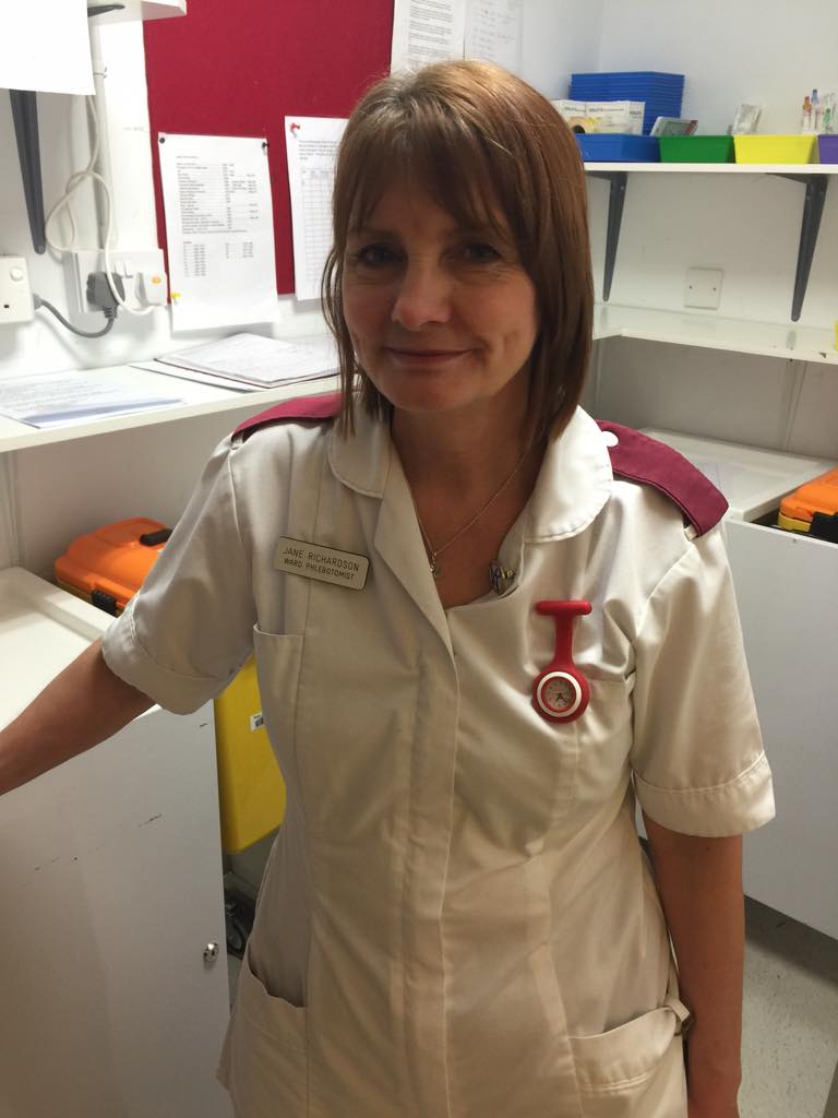 DrSteveDunn's tweet image. Jane one of our ward phlebotomists working hard on Saturday #PerfectSystem