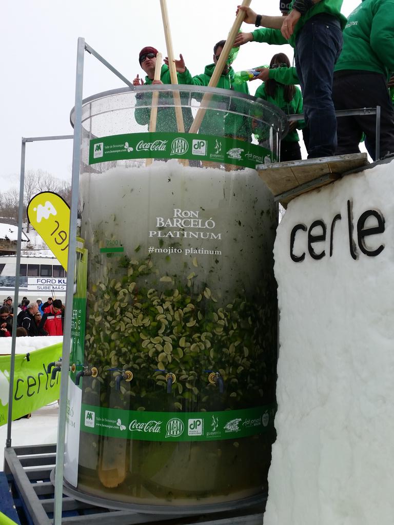 Ya hemos superado el record de 2300l Vamos a por los 3404