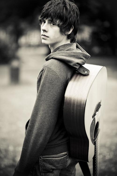  Happy birthday Jake Bugg!!    