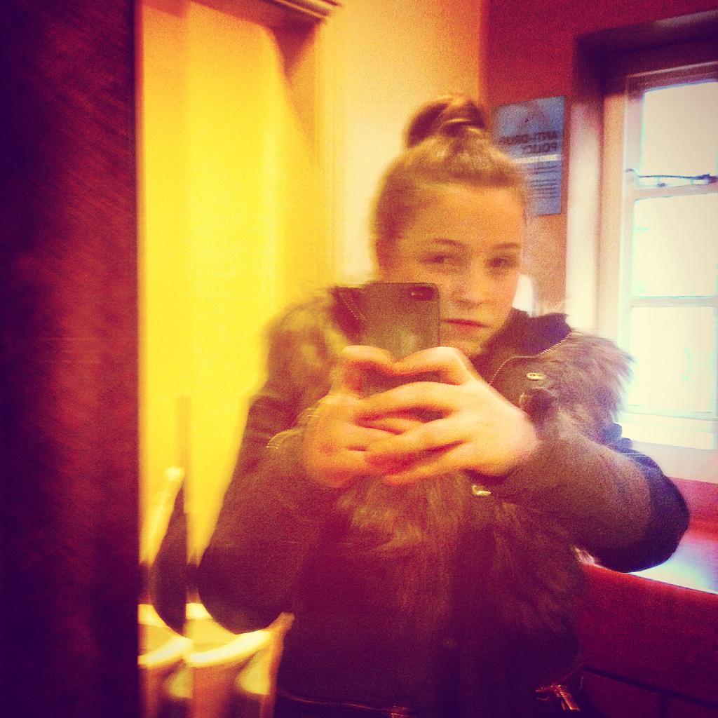 #AuthorReveal for getting me to 1K (#UglyAF #MyHairIsMessyOMG